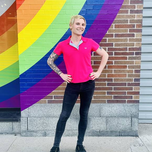 Meet your Posher, Chris - Picture 1 of 1